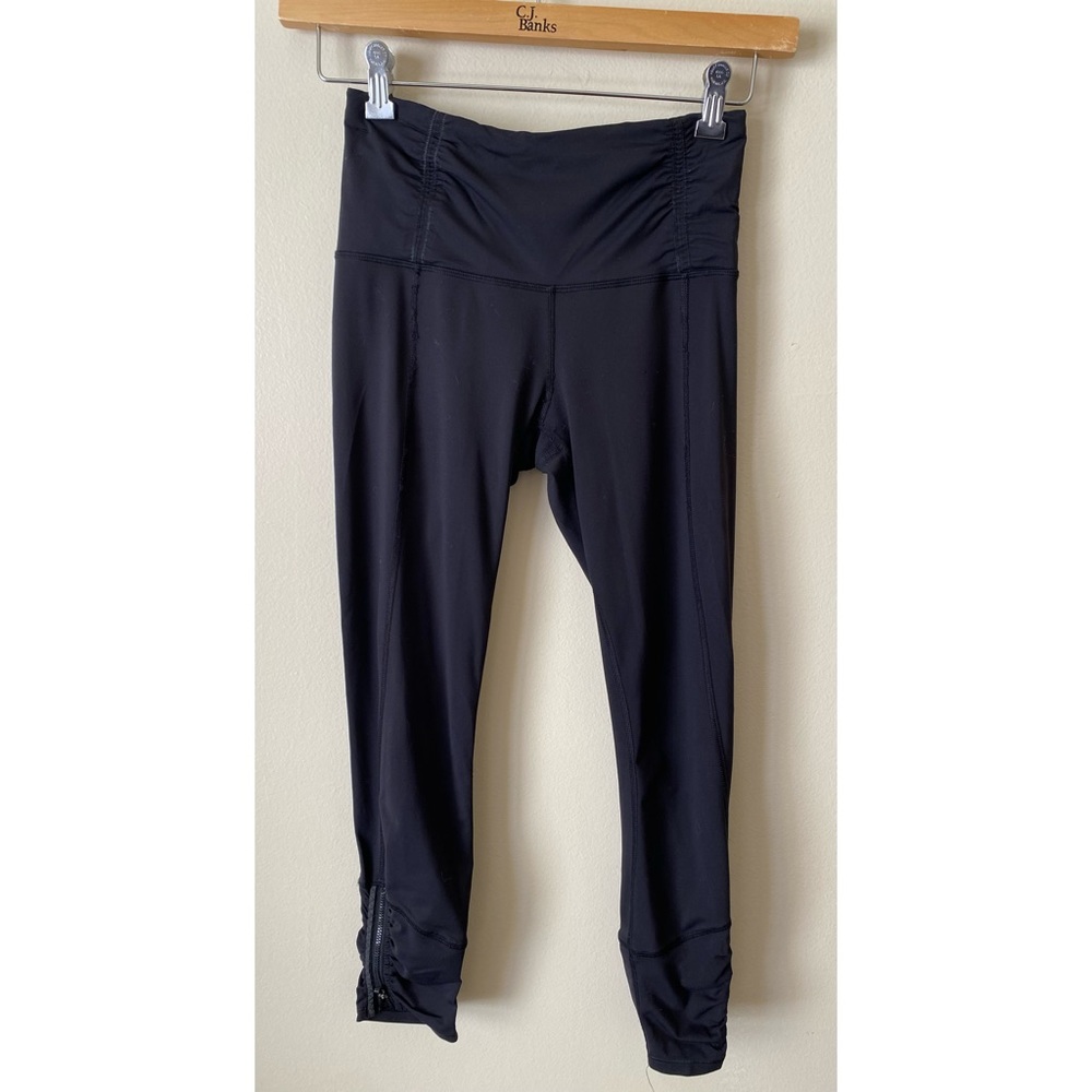 Lululemon Black Runday Crop Leggings